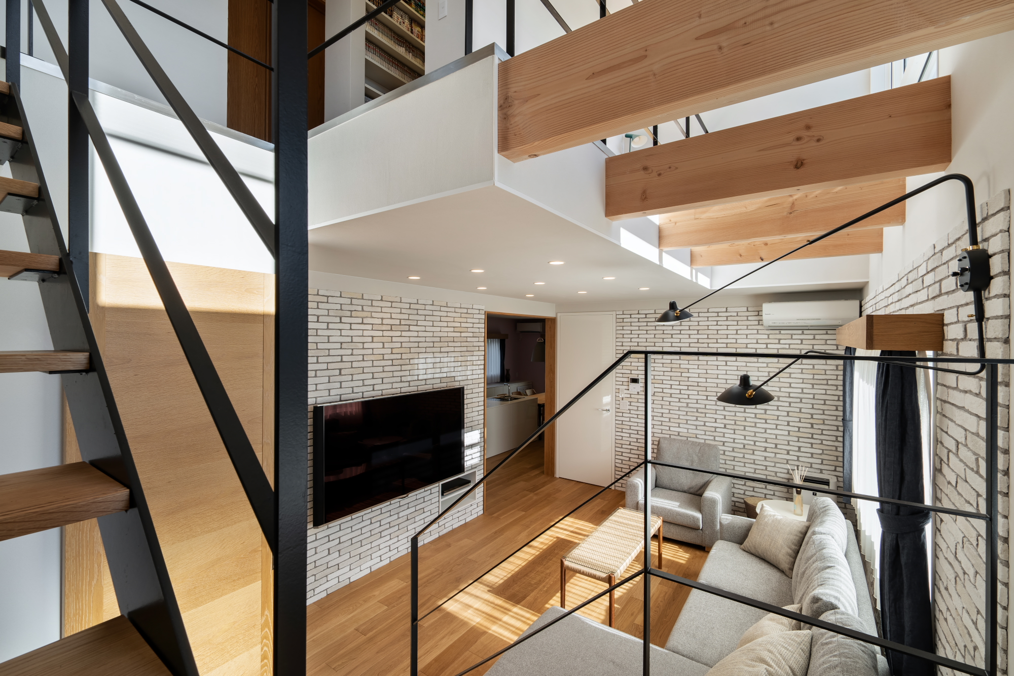 自然素材の経年美と住み心地の検証